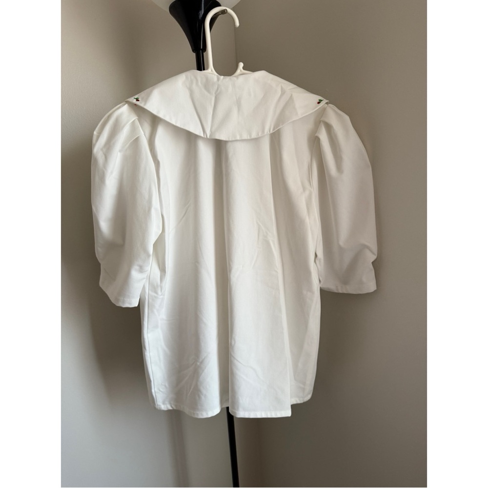 Shirt - Picture 3 of 6